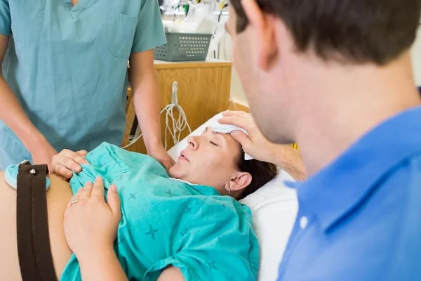 36. Atención inicial ante emergencias gestacionales y cuidados de neonato​